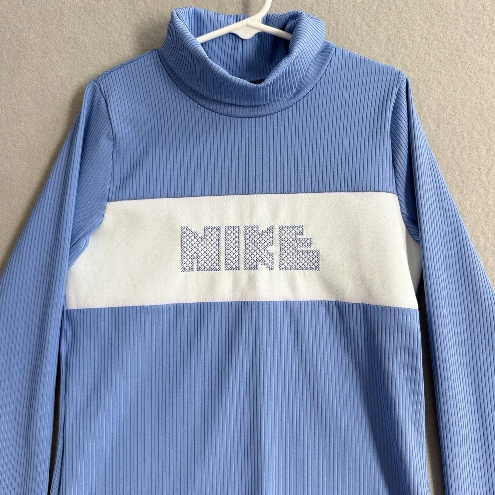 Nike Girl's Top Long Sleeve Medium Dri Fit TurtleNeck Activewear Athleisure Logo